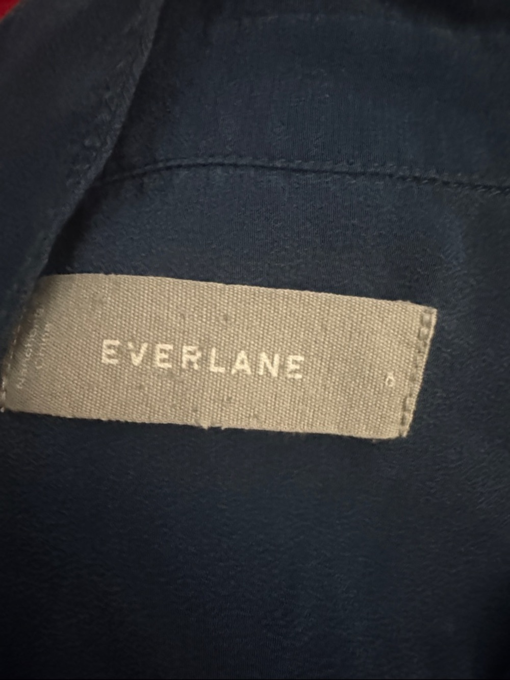 Everlane Silk Relaxed Long-Sleeve Button Down Shirt Navy 6 - Picture 3 of 5